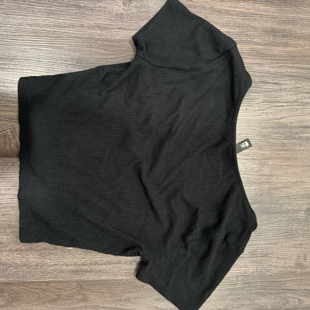 Garage Black Ribbed Crop Top - Picture 3 of 3